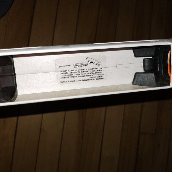 Cabela's Dangerous Hunts 2011 With Gun Controller (Nintendo Wii, 2010) - Picture 5 of 9